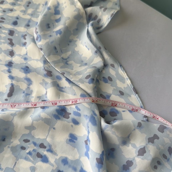 She and Sky flutter short sleeve top - Picture 8 of 9